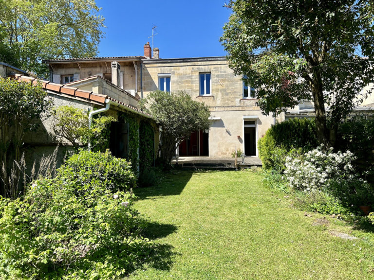 MAISON FAMILIALE TALENCE (proche Barrière Saint Genès) jardin garage dépendances