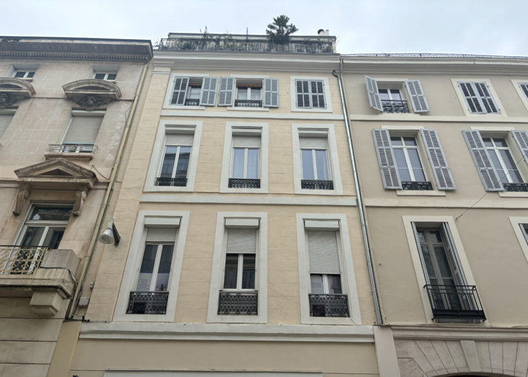 Immeuble mixte en R+4
