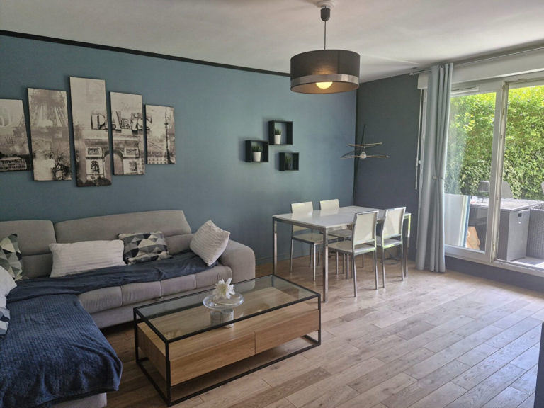 Noisy le Grand - Superbe rez-de-jardin