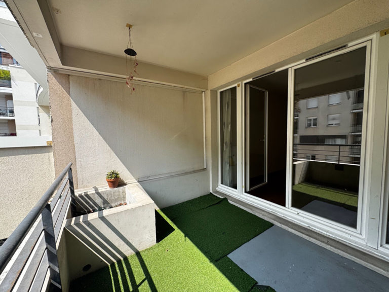 COURBEVOIE - Appartement 4 pièces - à saisir